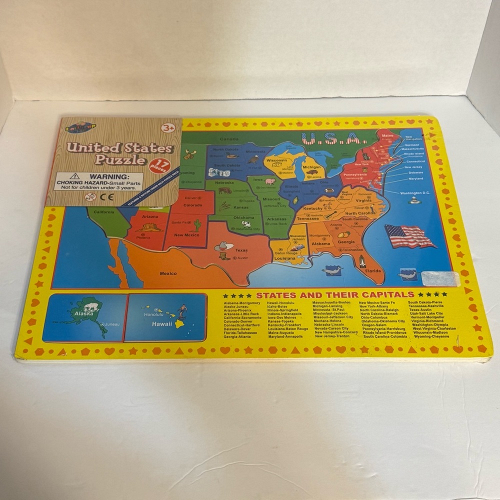 NWTUnited States Puzzle with Capitals